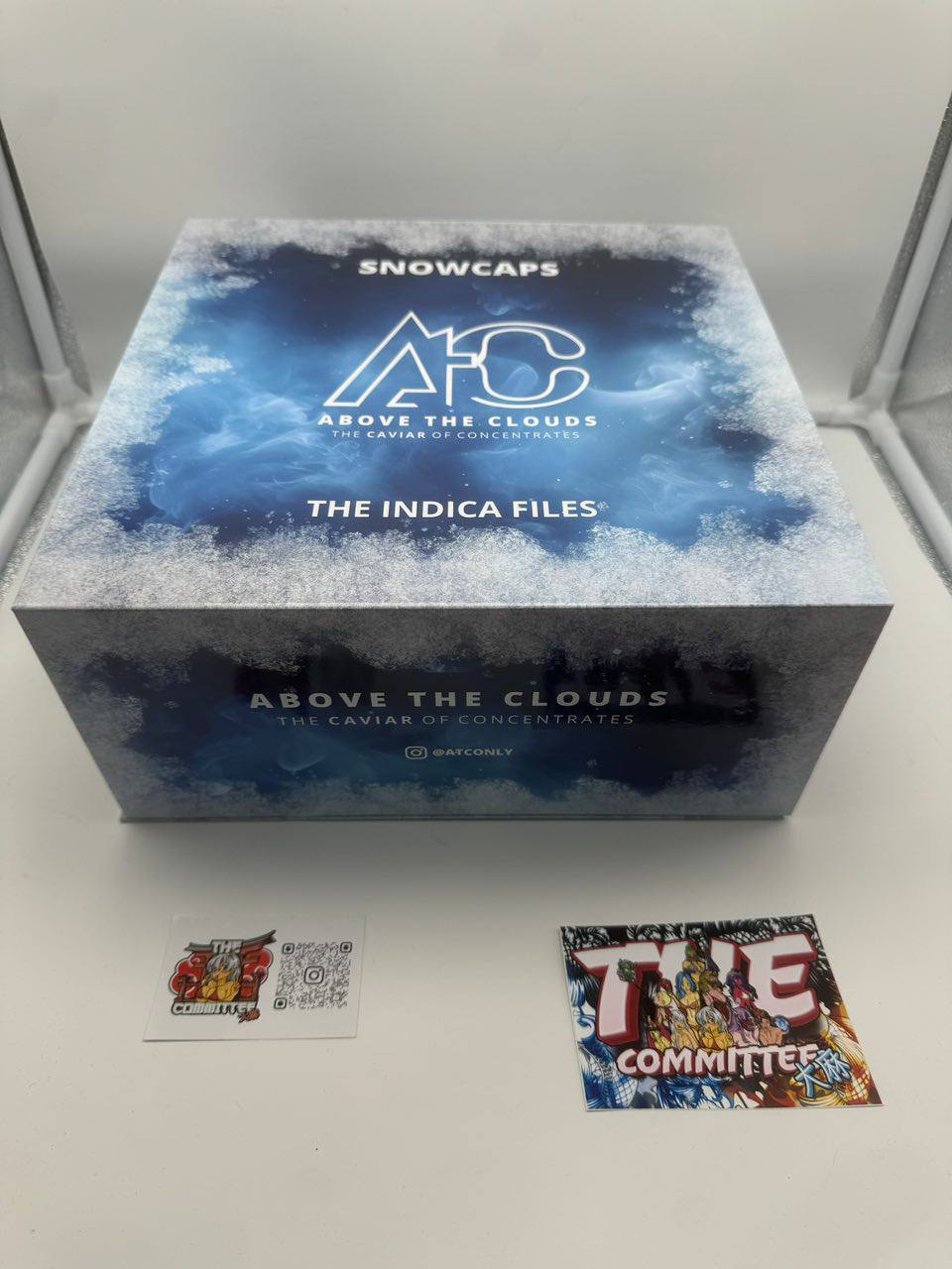 ABOVE THE CLOUDS SNOWCAPS WEED ABOVE THE CLOUDS SNOWCAPS WEED