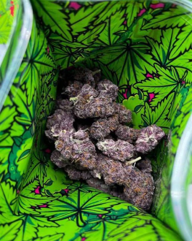 Drip PILLOWS PREMIUM CANNABIS FLOWER BY SNOOZE Drip PILLOWS PREMIUM CANNABIS FLOWER BY SNOOZE